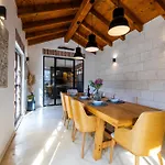 Villa House 