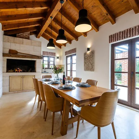 Villa House 