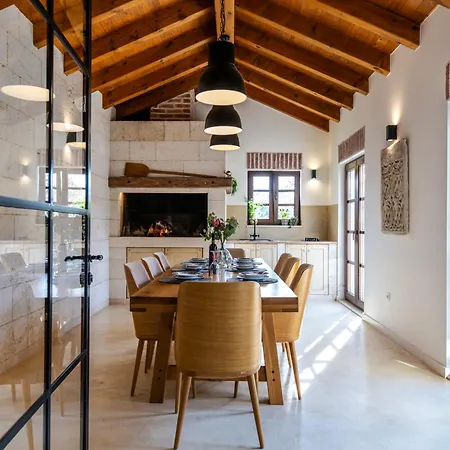 Villa House 