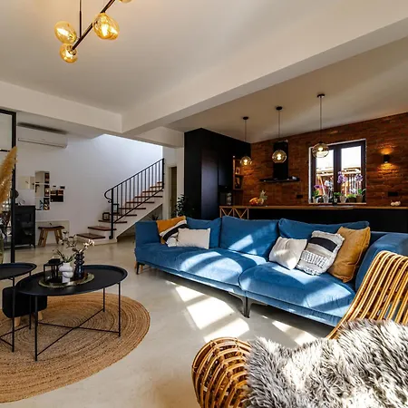 Villa House 