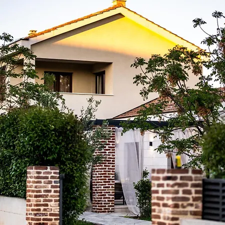 Villa House 
